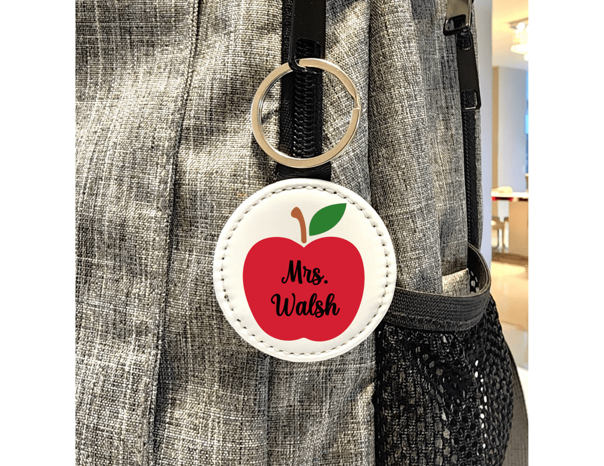 Teacher Apple Keychain – Custom Name Keychain – Teacher Appreciation Gift - KWL Creations